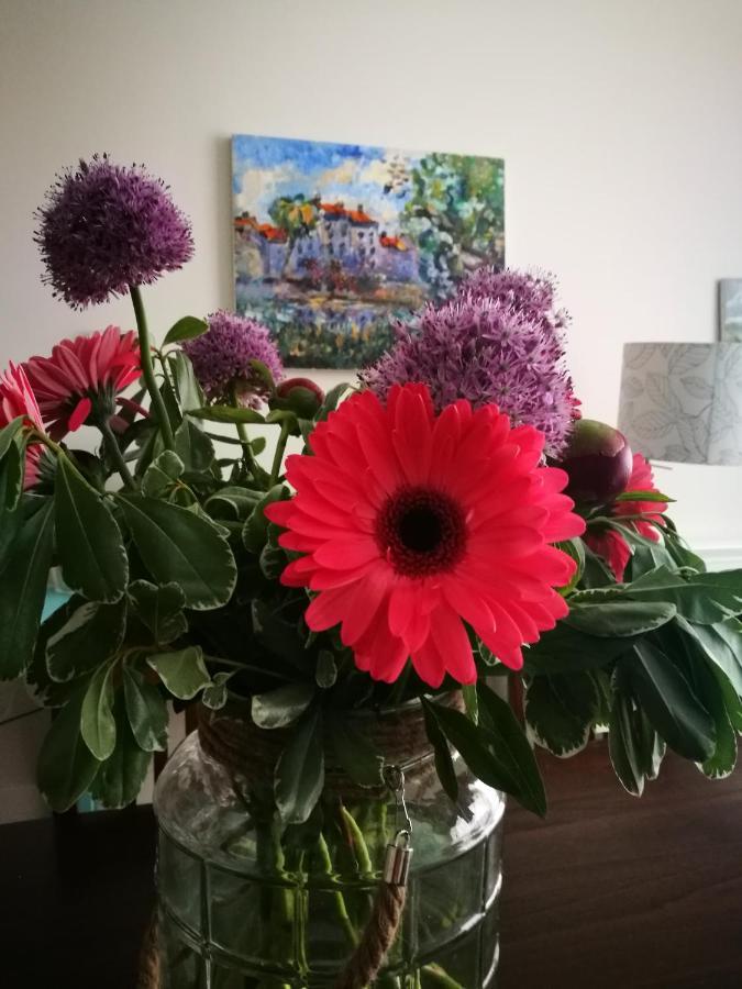 En Suite Гаага Экстерьер фото